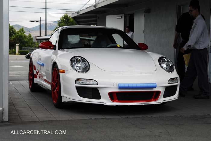 Porsche 911 GT3RS 2011